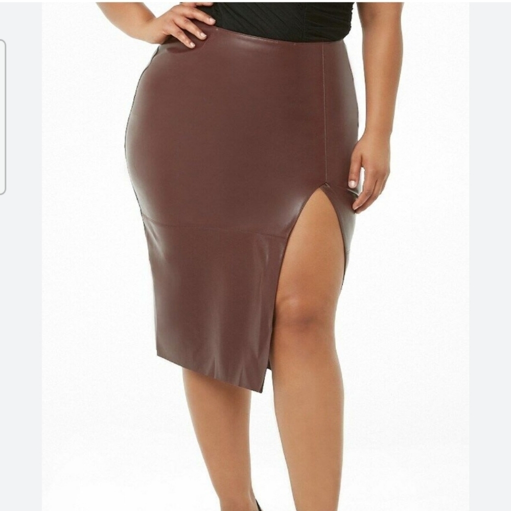 Forever 21 Faux Leather burgundy Midi Skirt- plus OX-10/12
